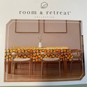 room & retreat Rectangle Tablecloth Textured Woven 60"x 84” Fruits 100% Cotton
